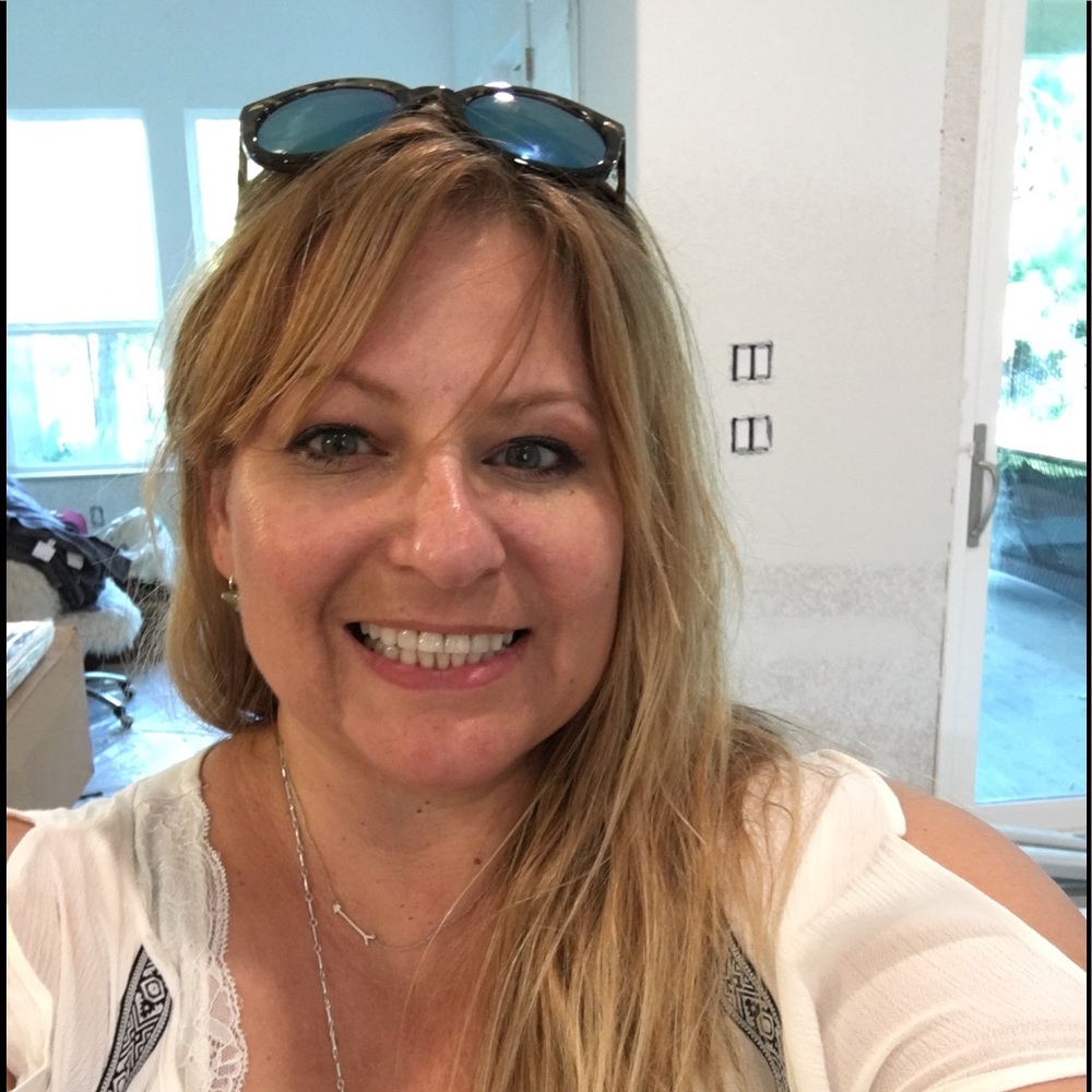 Meet your Posher, Renee